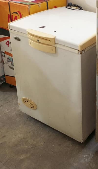 Waves Freezer