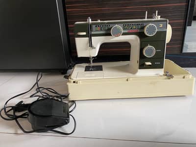Sewing machine for sale