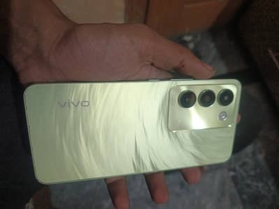 vivo y100