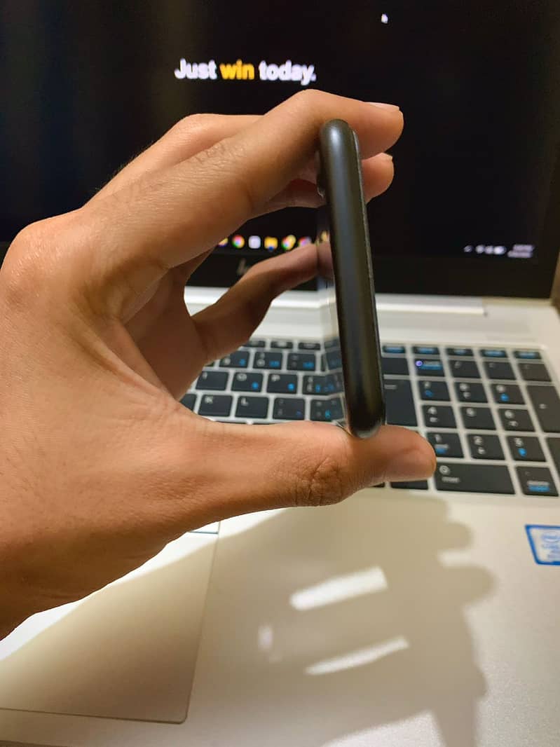 Apple iPhone 7 3