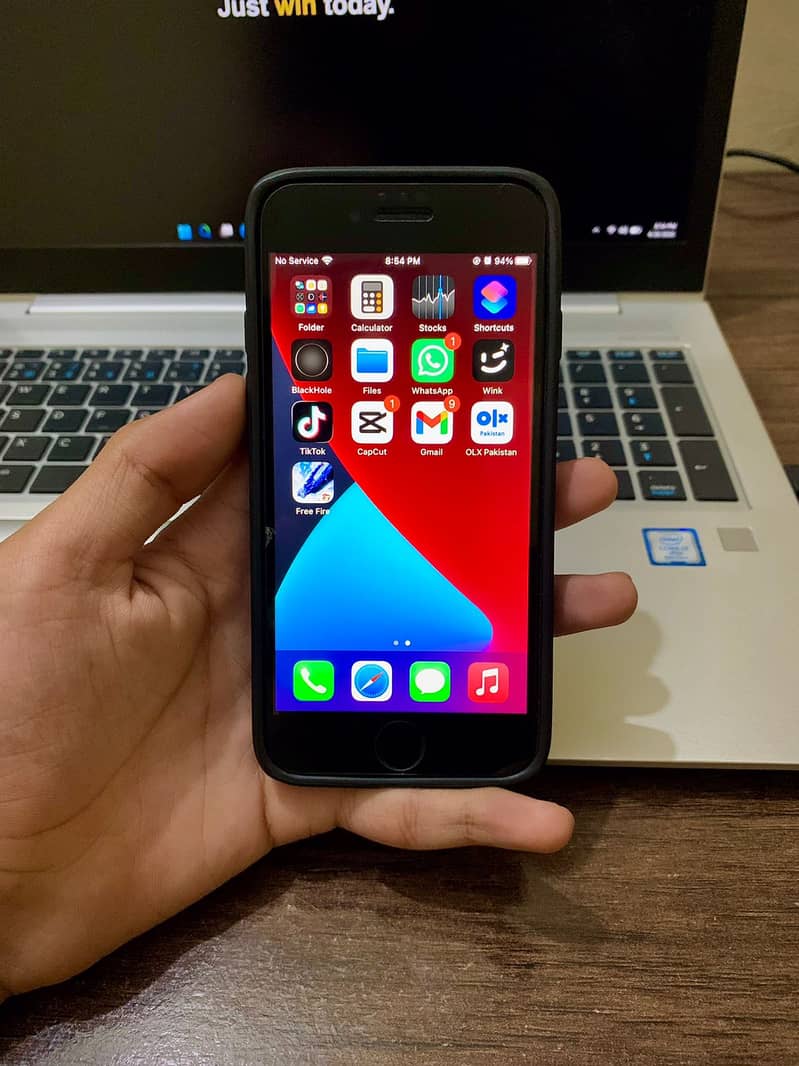 Apple iPhone 7 7
