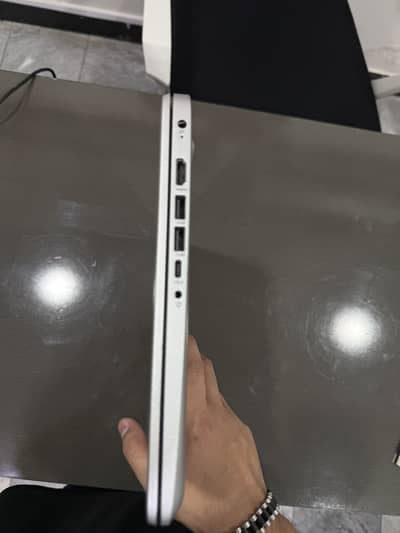 Celeron RN4500 14s