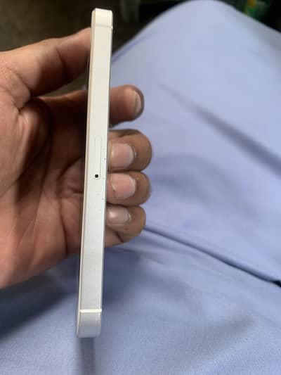 iPhone SE 2016