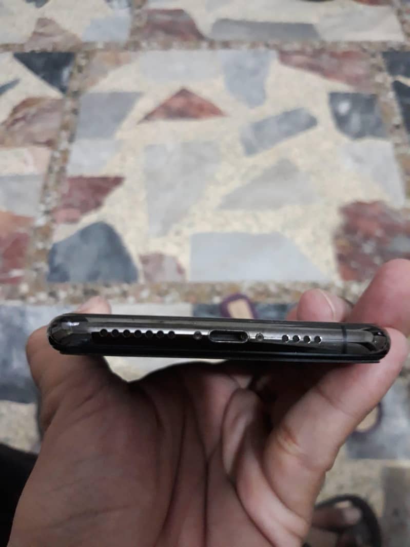 iphone xs max 2