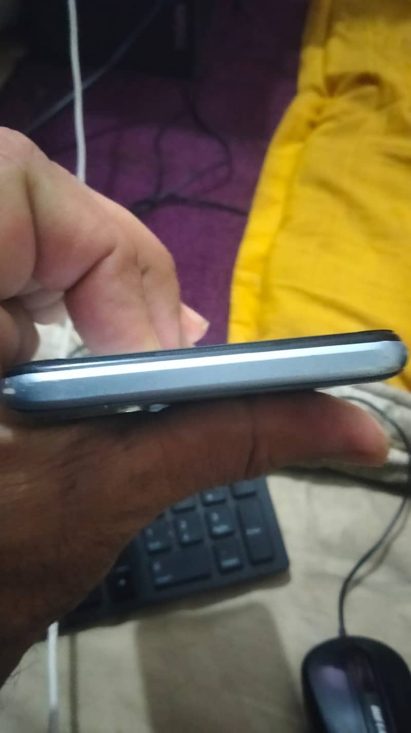 OPPO A53 5