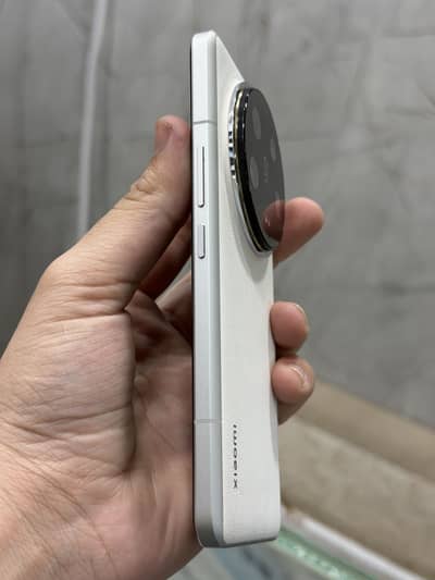 14 ultra with photography kit
