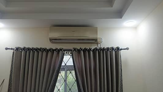 Gree 1.5 ton Inverter AC