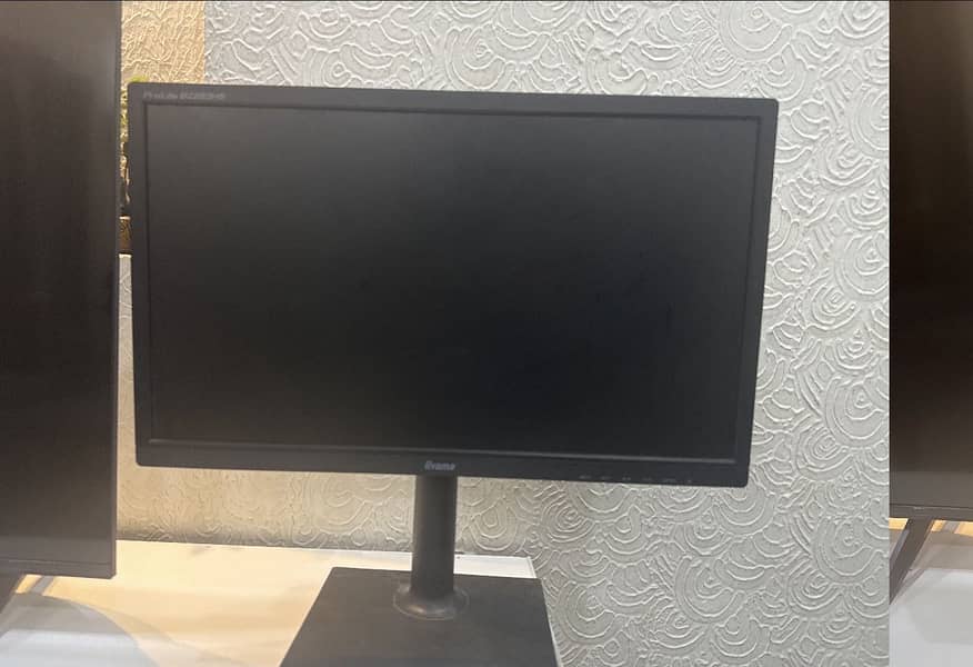 Monitor b22b3hs 1ms response time fully adjustable stand 2