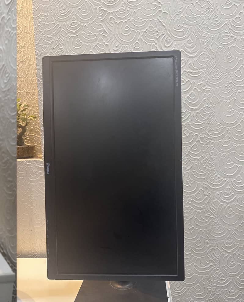 Monitor b22b3hs 1ms response time fully adjustable stand 4