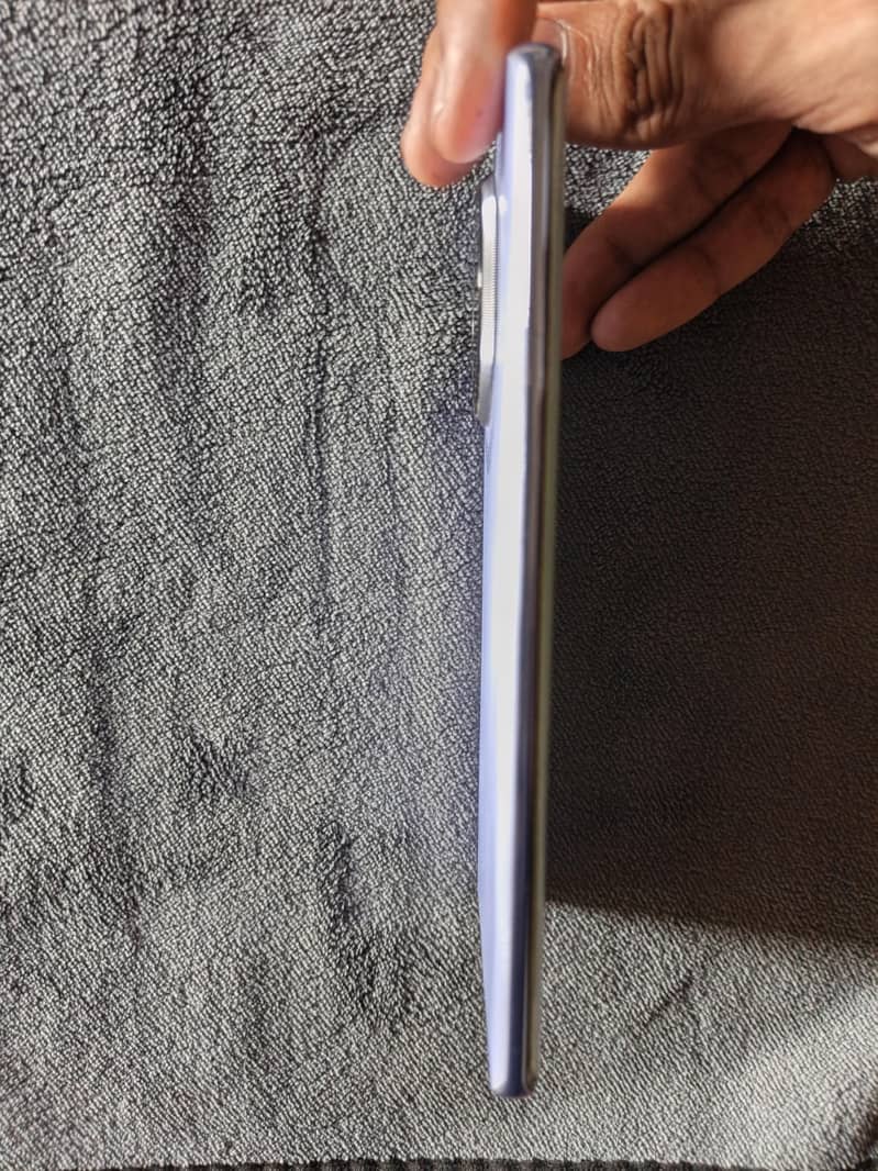 tecno camon 30s 3