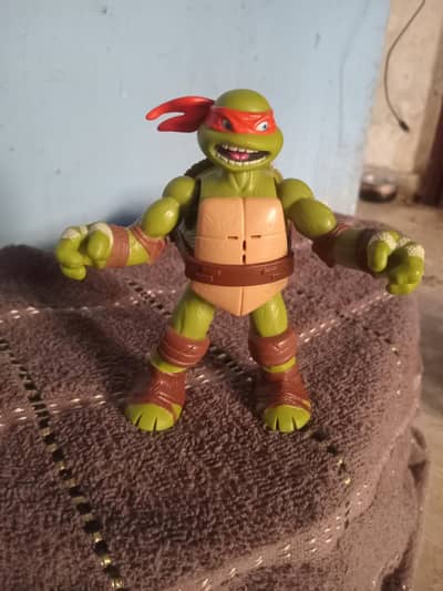 ninja turtle figure moving style