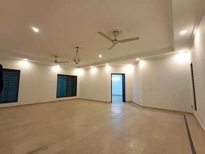 1.5 Kanal Independent House For Office
