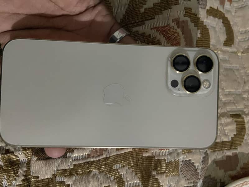 iPhone 12 pro max 8
