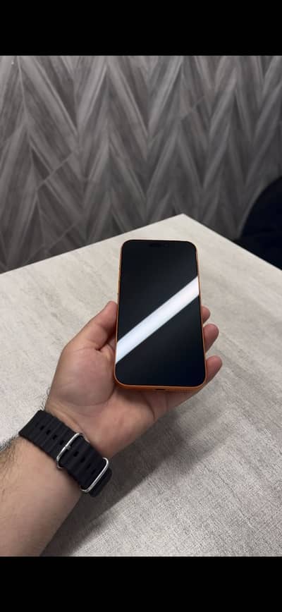 iPhone 17 PRO MAX (4 MONTHS SIM TIME)