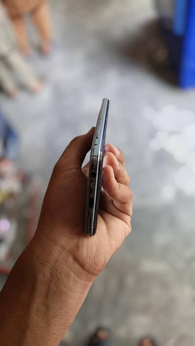 vivo y21a 10/8 with box and original charger