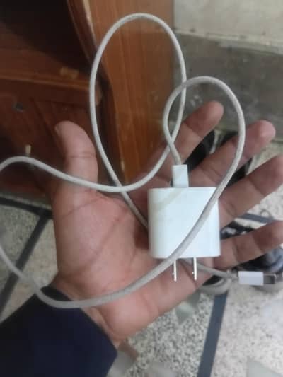 apple 20 watt chrger