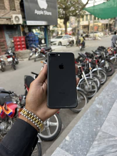 iphone 8 plus 64GB factory unlock