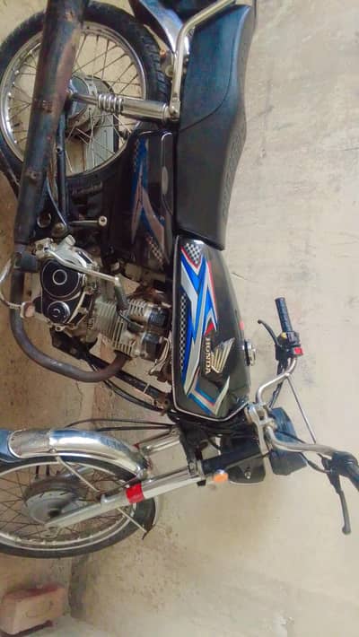 Unique 125