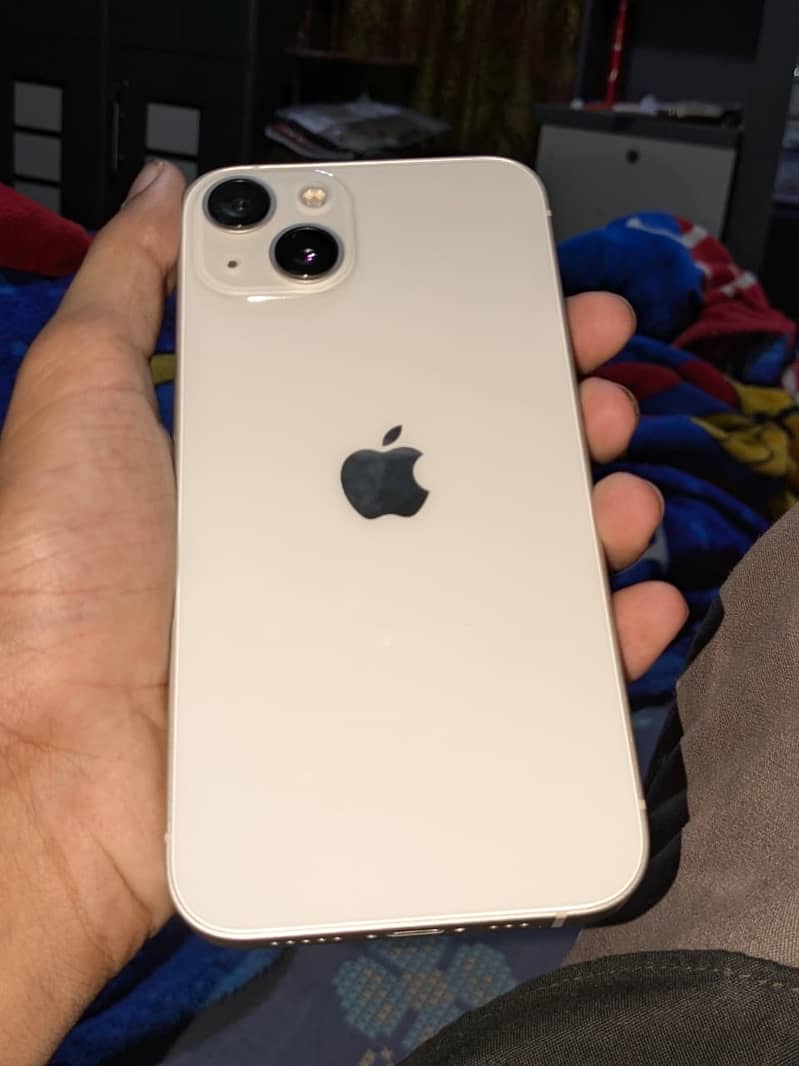 Apple iPhone 13 1