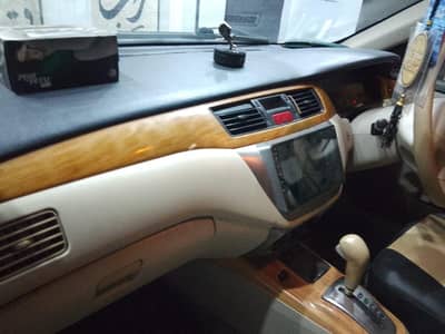 Mitsubishi Lancer 1.6 GLX Automatic with Sun Roof