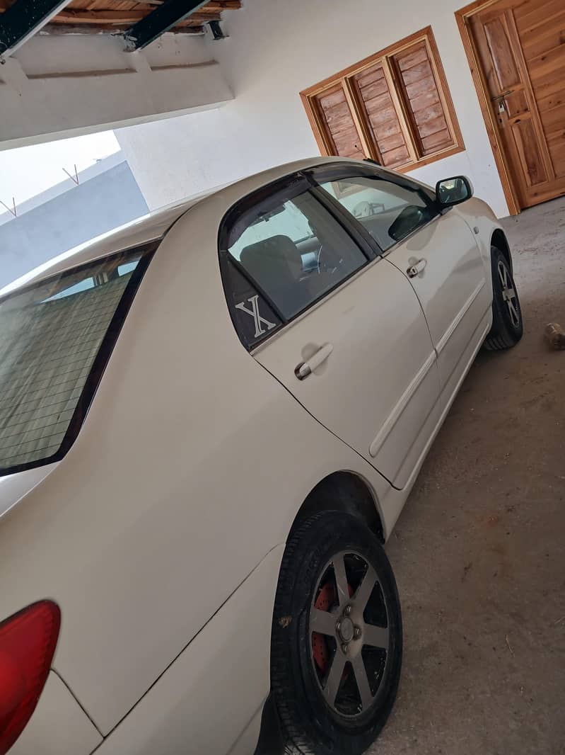 AC saloon 2004 model 2