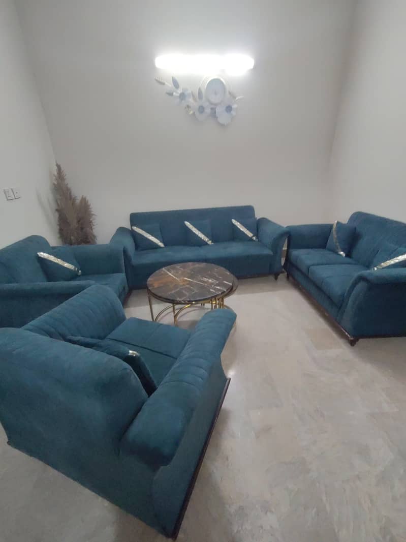 sofa 7 seater 0