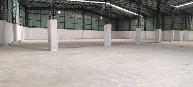 Humak Warehouse She'd Total Covered Area 31000 sq Two floor office block with 3 x washrooms Kitchen Covered Area 3250 sq ft Total 35,000 sq ft