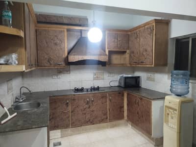 5 marla Full Furnished Available For rent ALU block bajlii panii gass Available sat he parck Face ha masjod masjid Acce install ha microphone Fureg sofaa bed