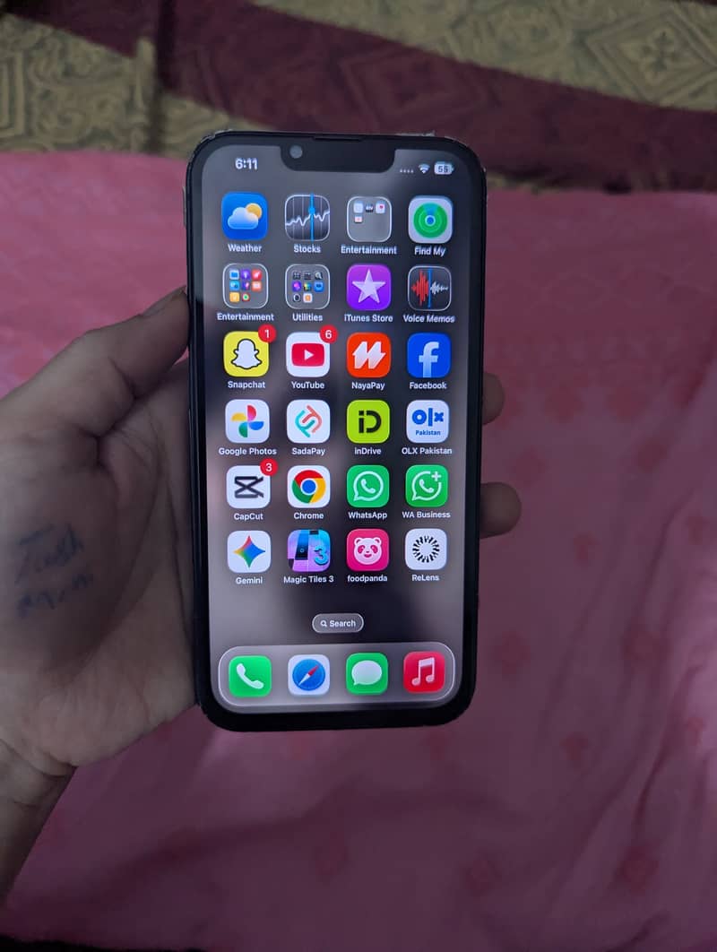 Iphone 13 4