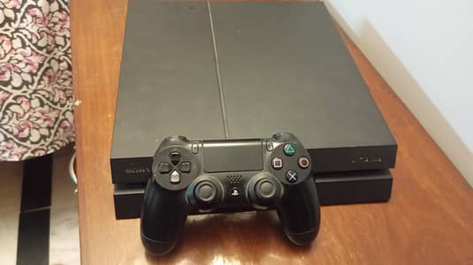 Playstation 4 with 1 controller