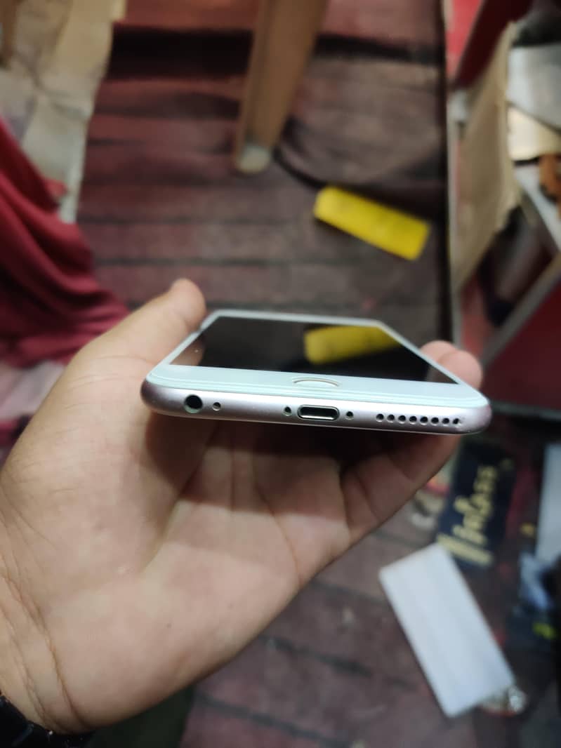iphone 6S plus 5