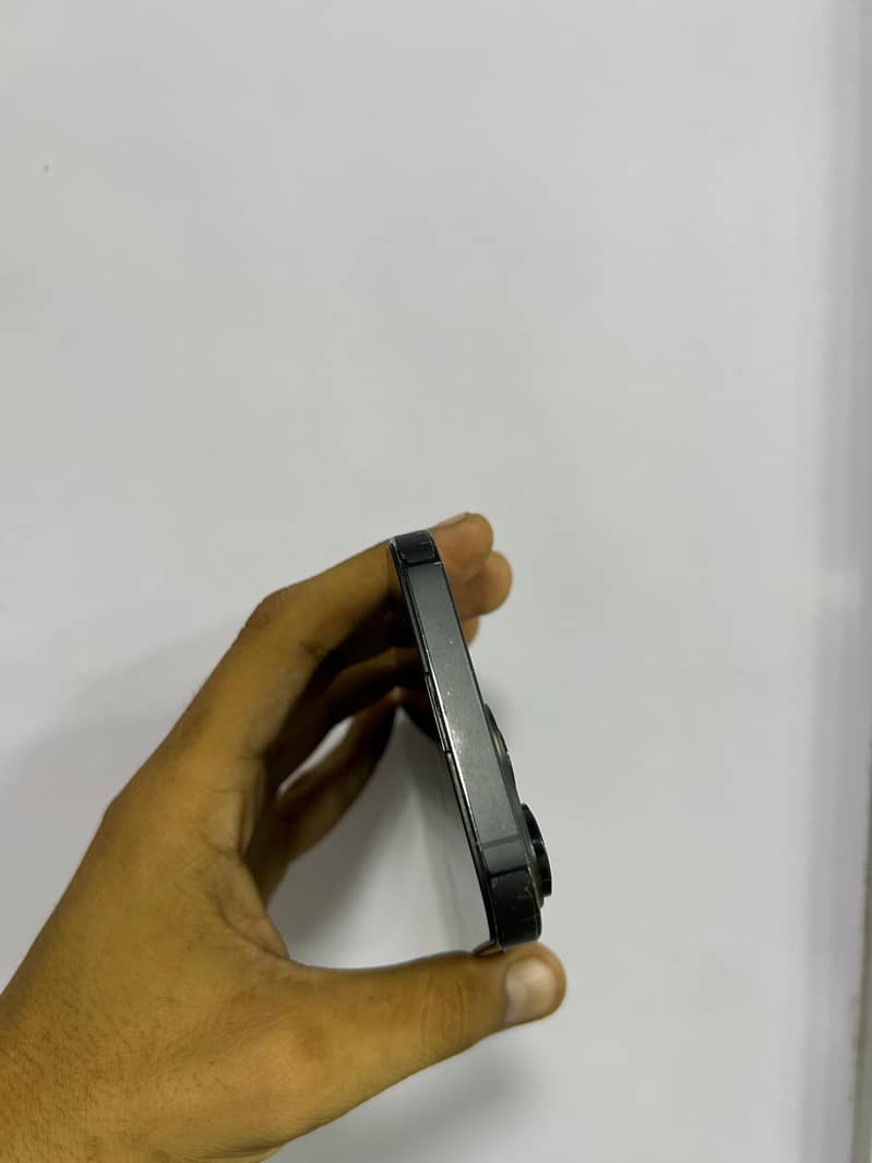 iphone 14 pro max 2