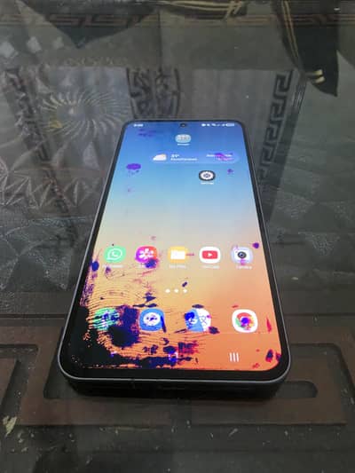 Galaxy A56 8gb/256gb Screen Faulty/Line and shades