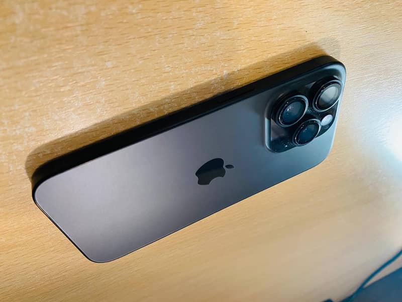 Iphone 15 Pro 3