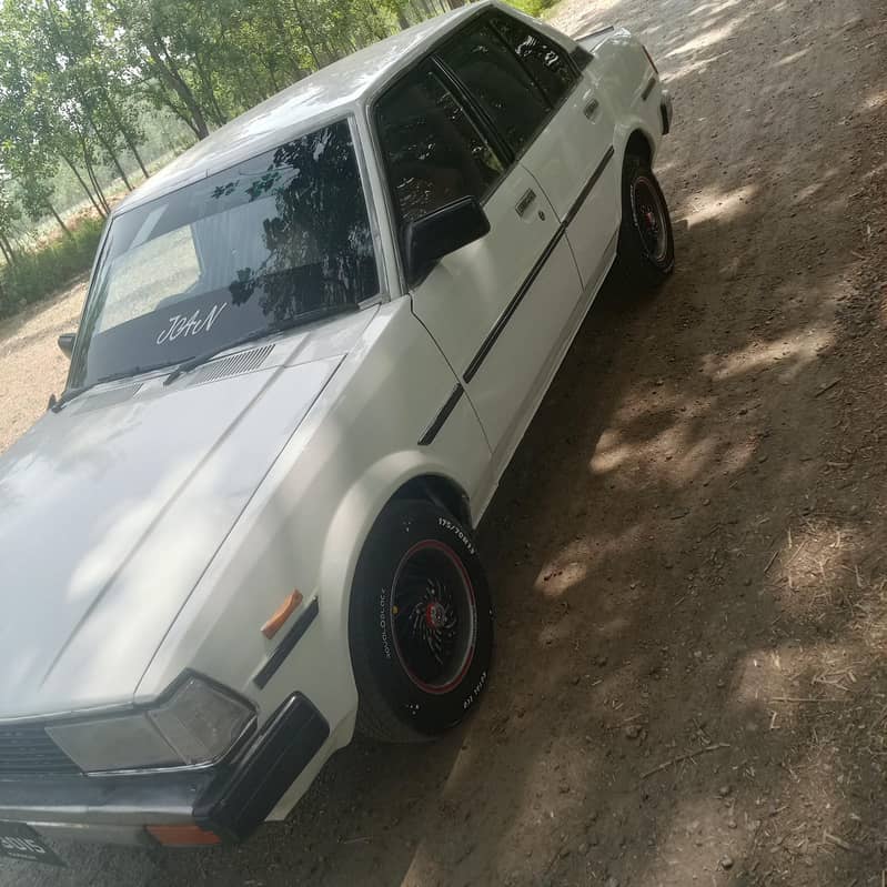 82 Corolla gl 9