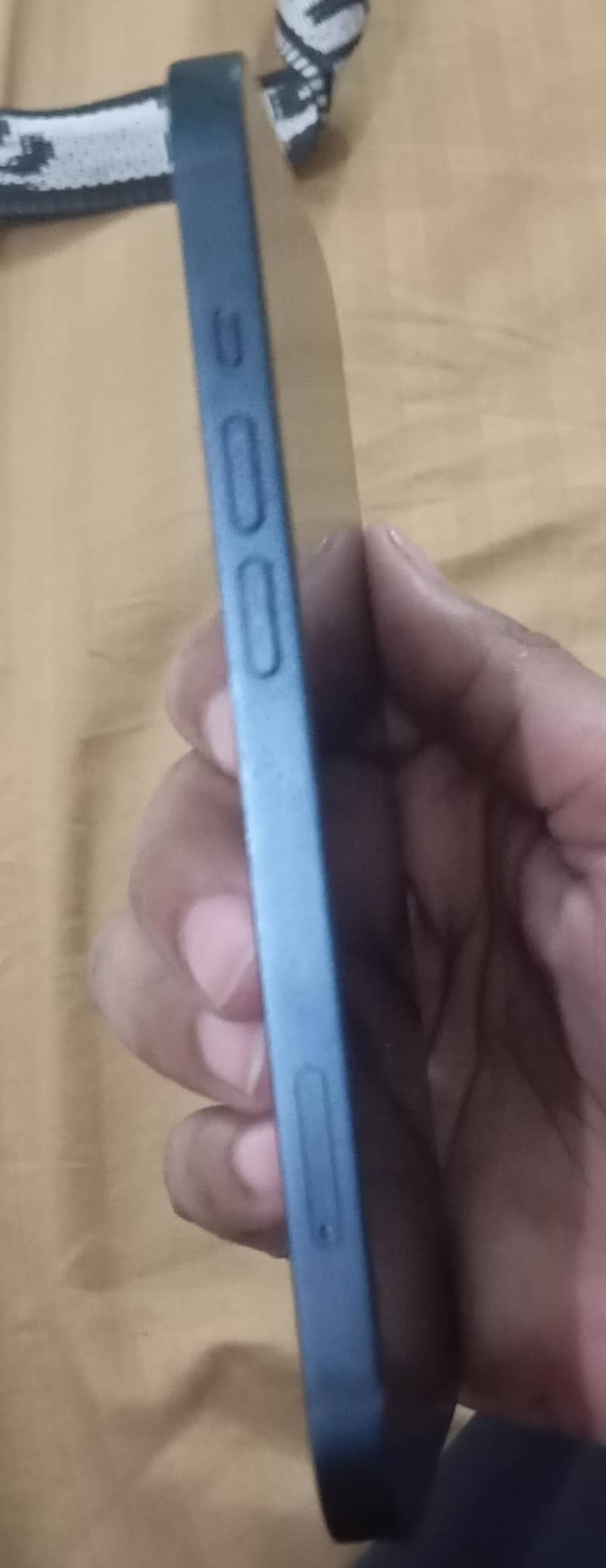 iPhone 13 2