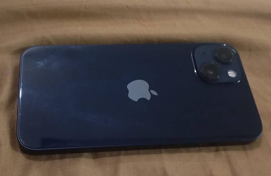 iPhone 13 6