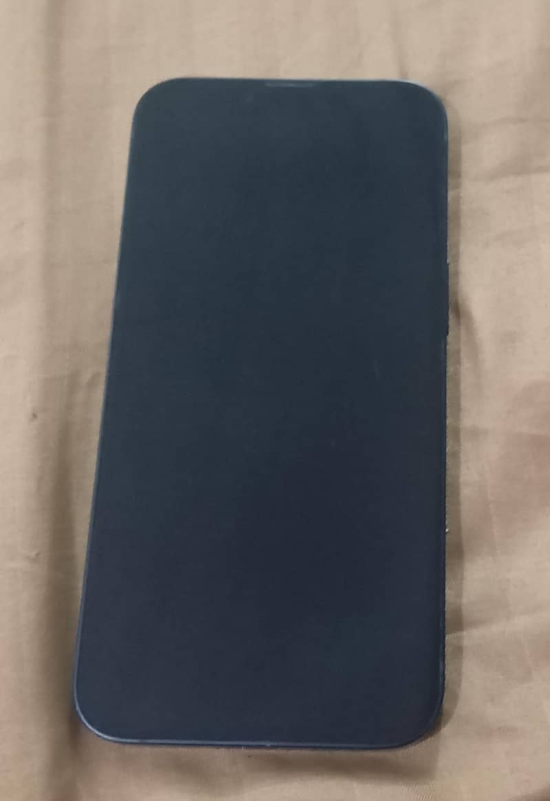 iPhone 13 7