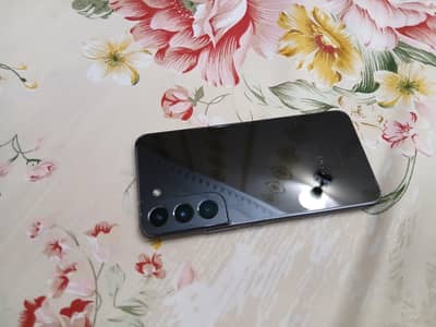 Samsung galaxy S22 5g 8/128gb dual sim,officially pta approved