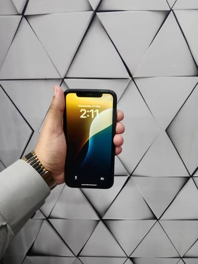 iphone xr 64 gb just face of non pata factory unlock