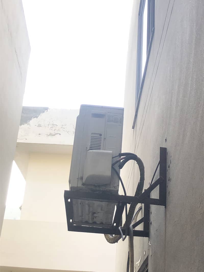 Split AC 2