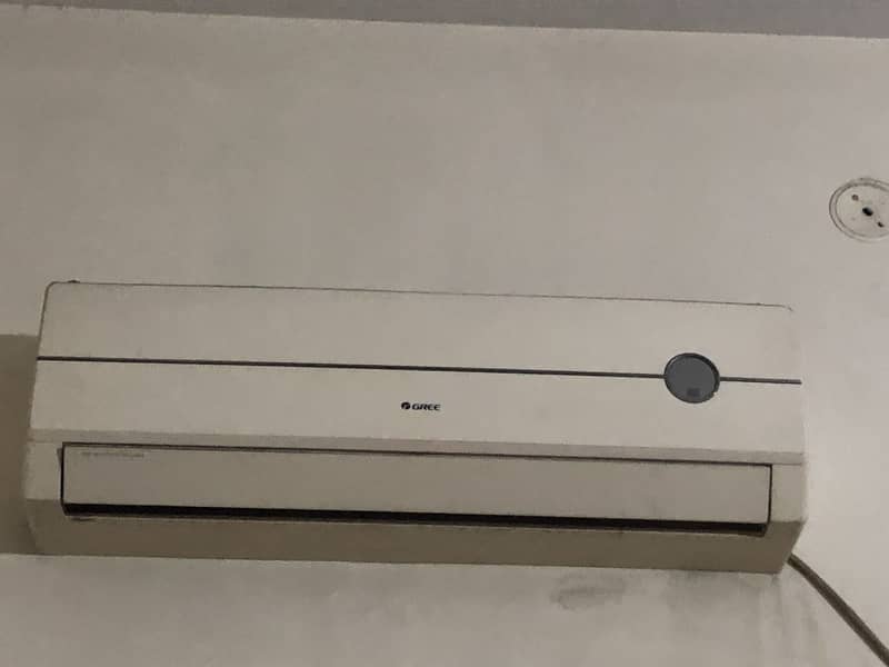 Split AC 4