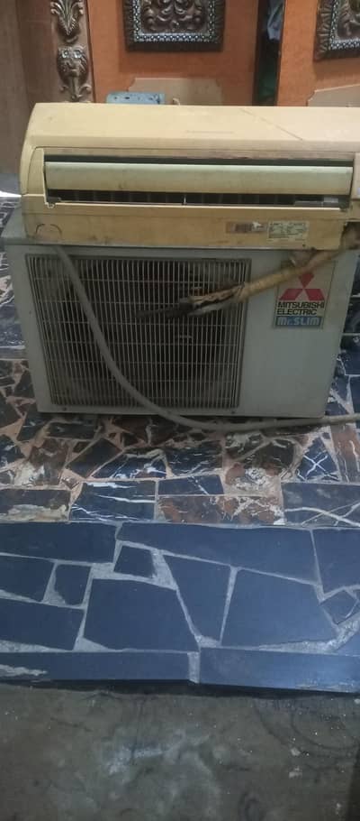 Mitsubishi 1.5 ton AC