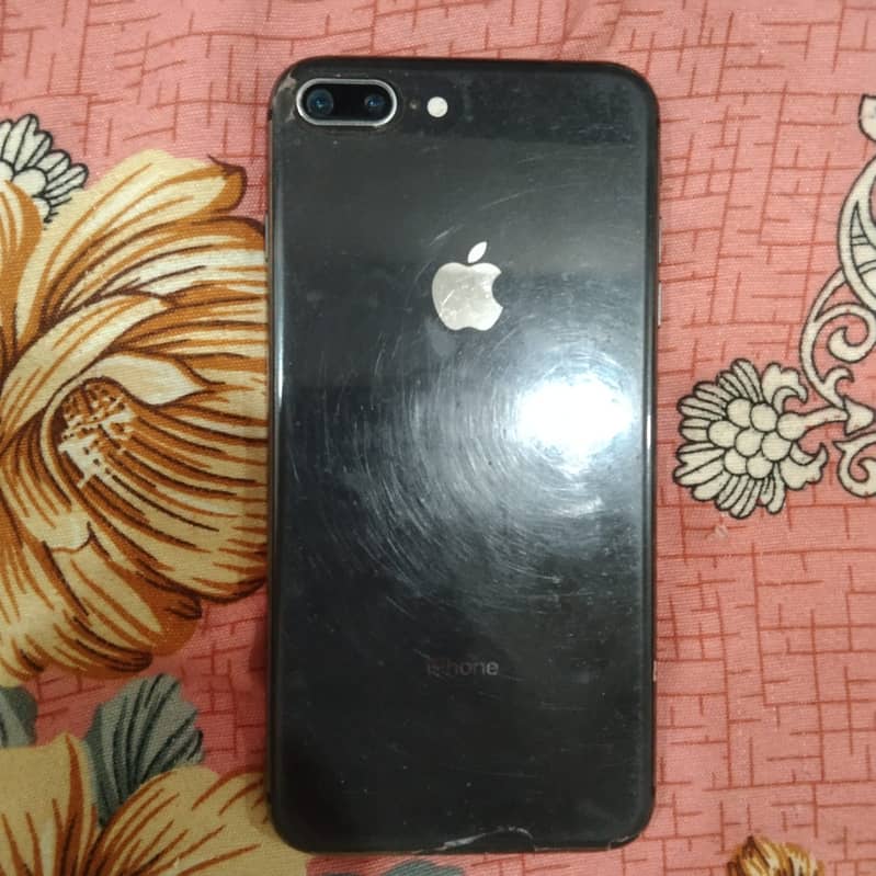 Apple iPhone 8 Plus 0