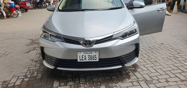 ghari bohat kaml ki ha  alloy rims lagy ha