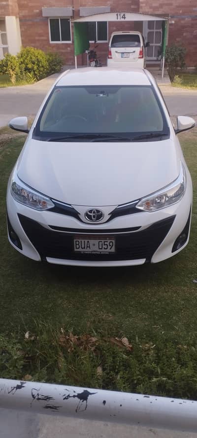 Toyota Yaris ATIV 1.3 CVT top of the line