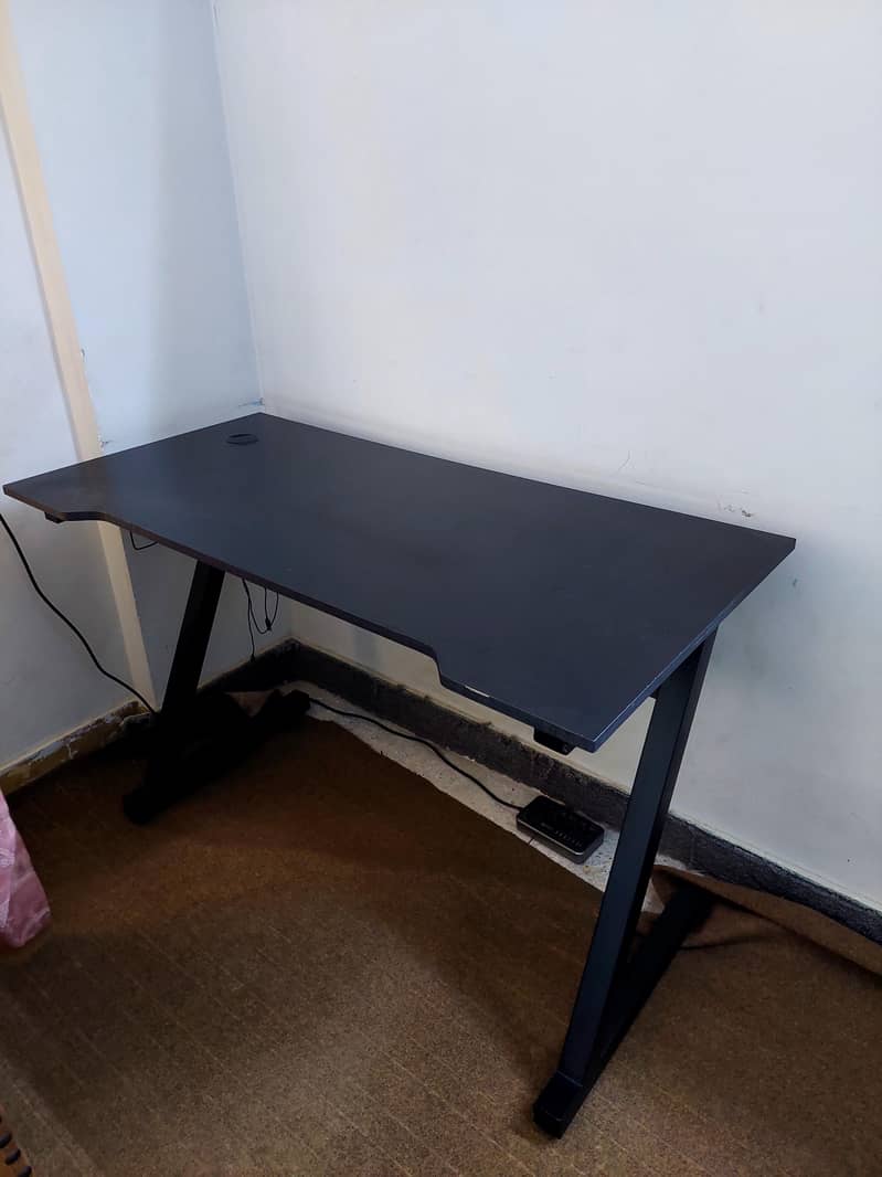 Computer Table & Chair 1