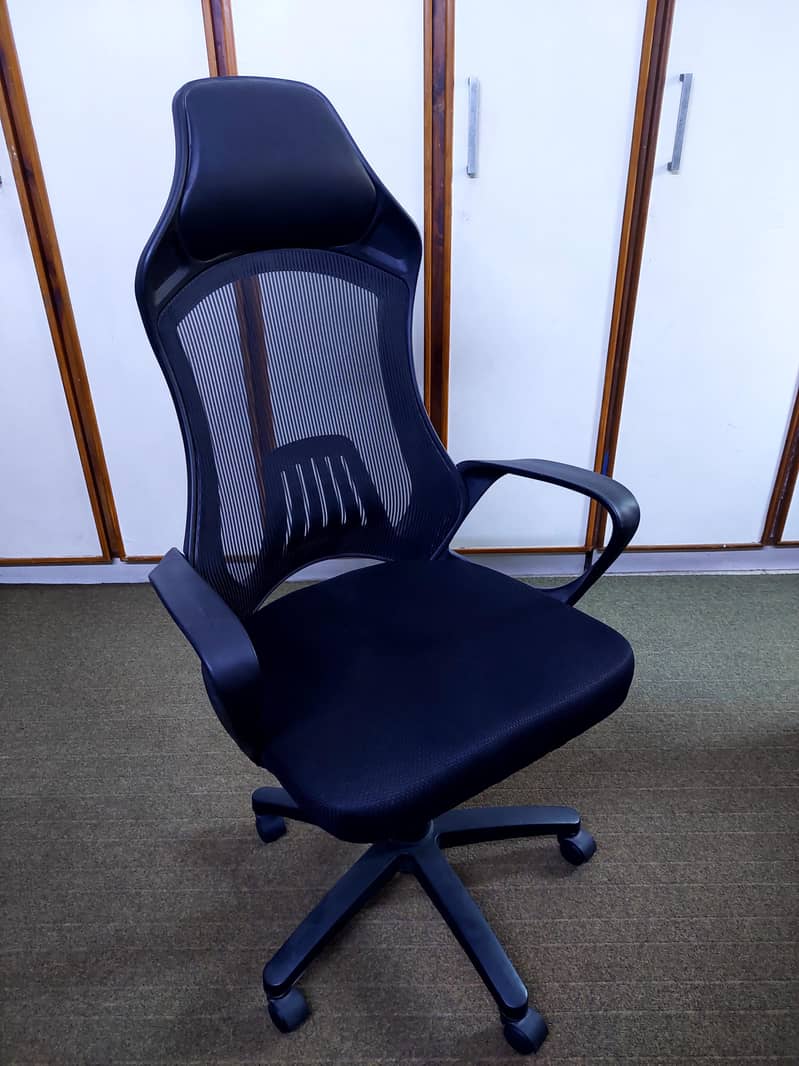 Computer Table & Chair 4