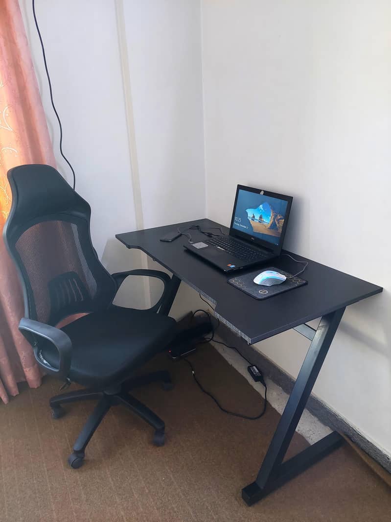 Computer Table & Chair 6