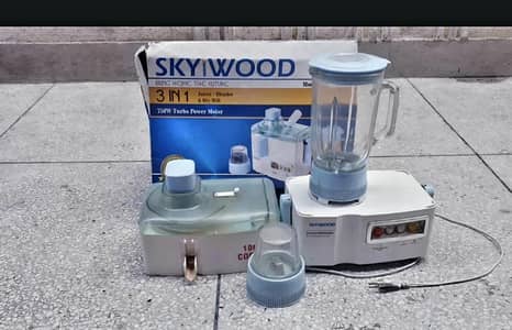 3 in 1 juicer/blender/chopper